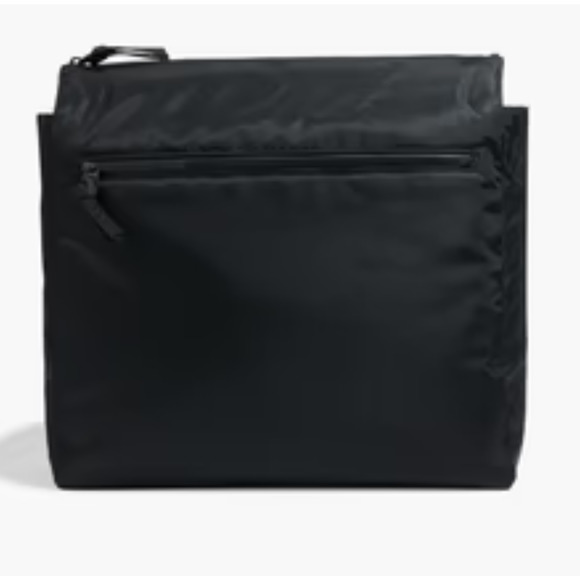 Authentic Bottega Veneta Shell Black Zip Top‎ Laptop Computer Bag - Picture 1 of 3